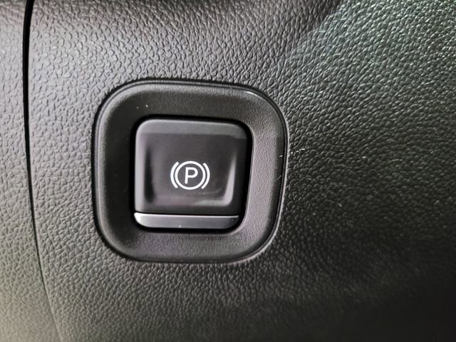 Used 2021 Chevrolet Silverado 1500 Custom Trail Boss image 32