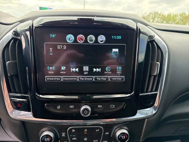 Used 2018 Chevrolet Traverse LT FWD image 16