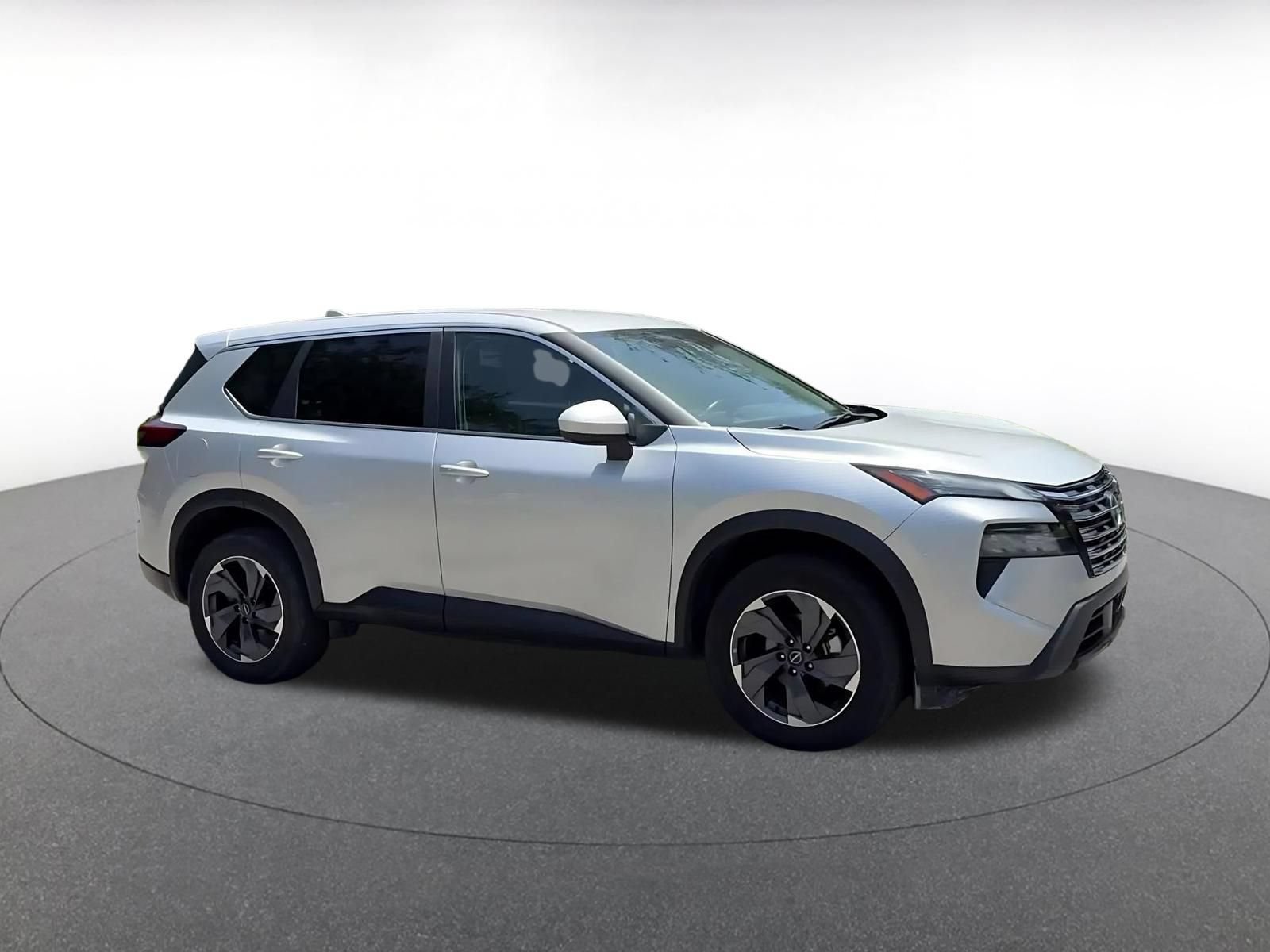 Used 2025 Nissan Rogue SV FWD video 2