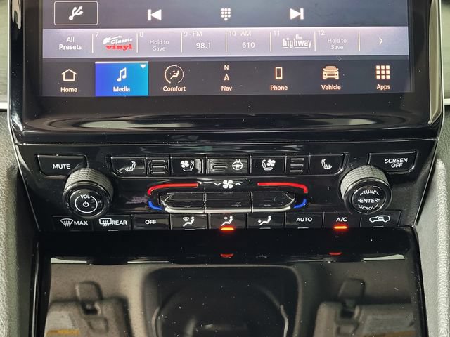 Used 2023 Jeep Grand Cherokee L Limited w/ Luxury Tech Group II AWD/4WD image 21