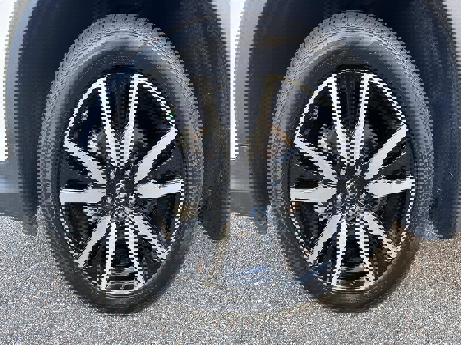 Used 2022 Honda Pilot Touring image 10