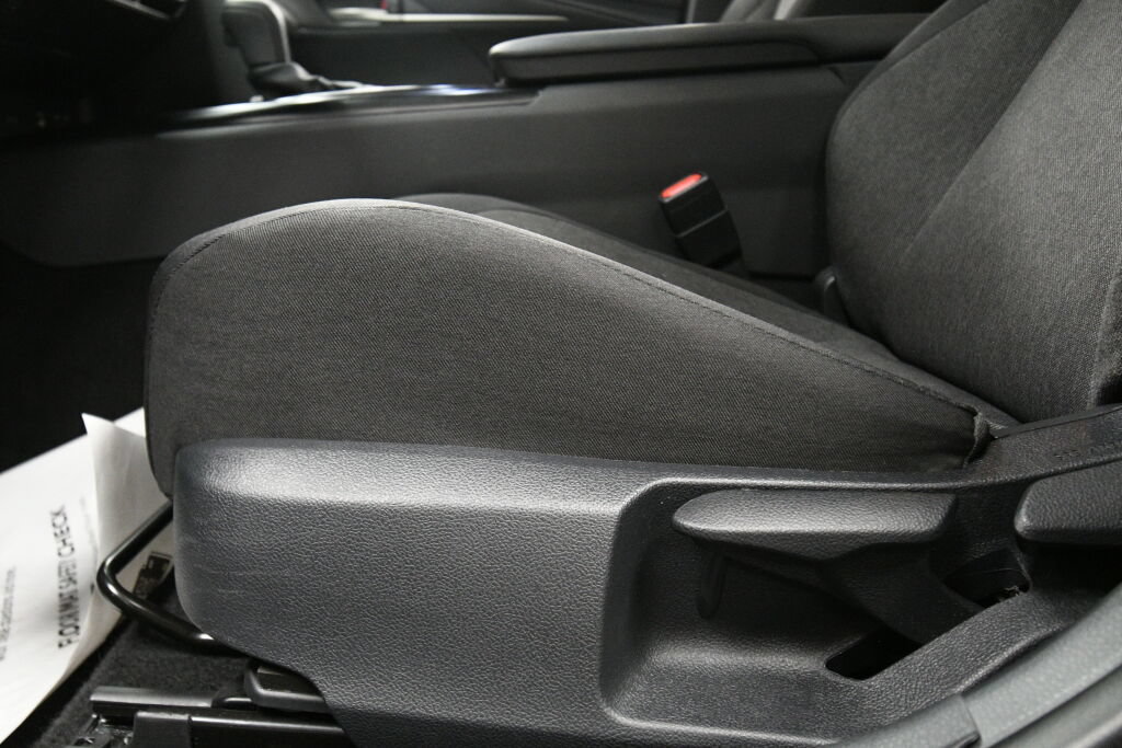 Used 2026 Toyota Camry LE FWD image 11