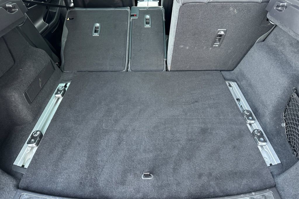 Used 2021 Land Rover Range Rover Evoque R-Dynamic SE image 15