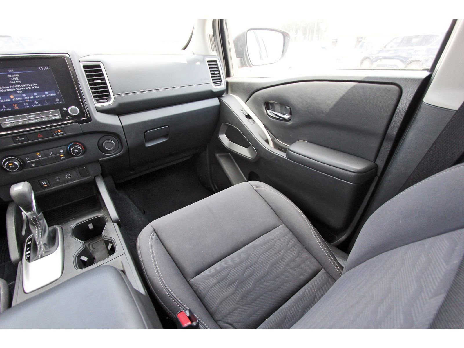Used 2023 Nissan Frontier SV w/ Technology Package image 12