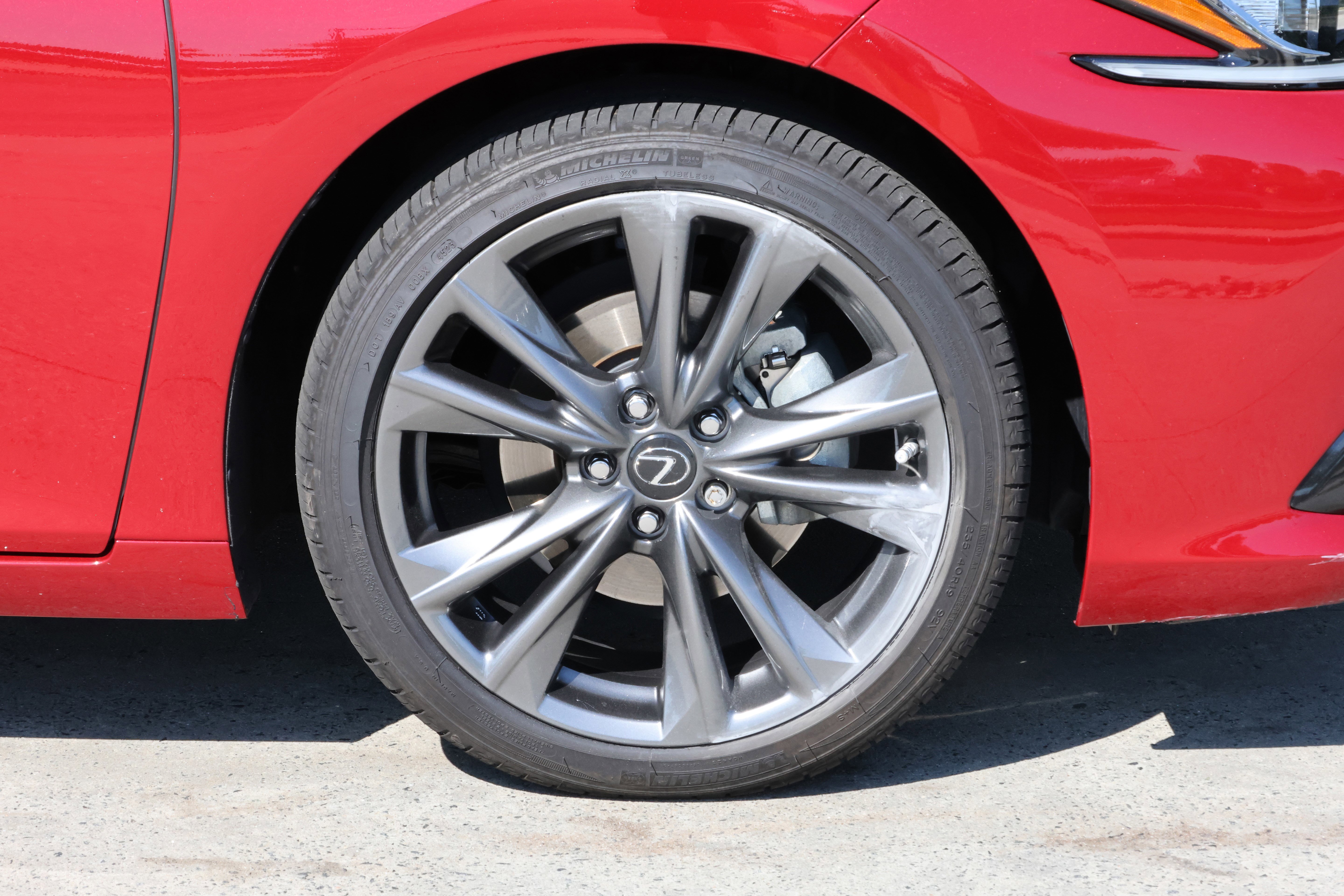 Used 2021 Lexus ES 350 F Sport w/ Accessory Package 2 FWD image 11