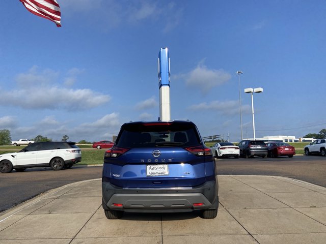 Used 2021 Nissan Rogue SV w/ Premium Package FWD image 10