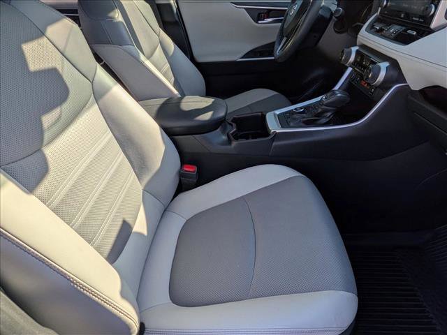 Used 2022 Toyota RAV4 Limited image 19