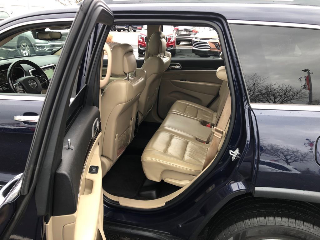 Used 2018 Jeep Grand Cherokee Limited AWD/4WD image 21