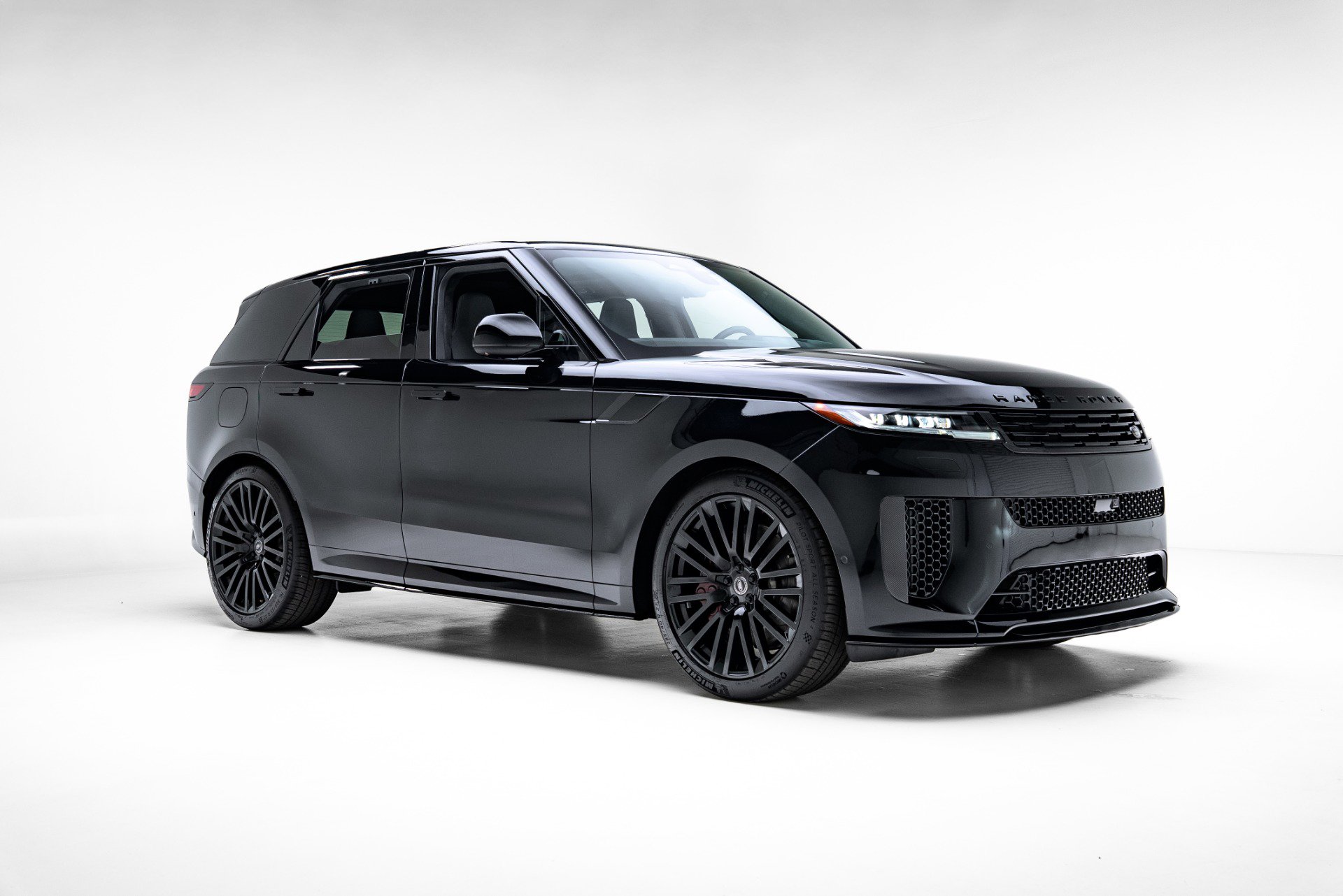 Used 2025 Land Rover Range Rover Sport SV Edition Two image 9