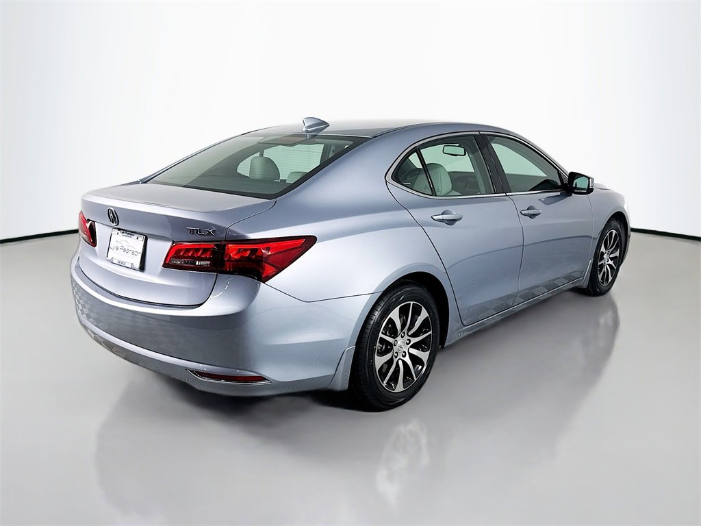 Used 2016 Acura TLX image 9