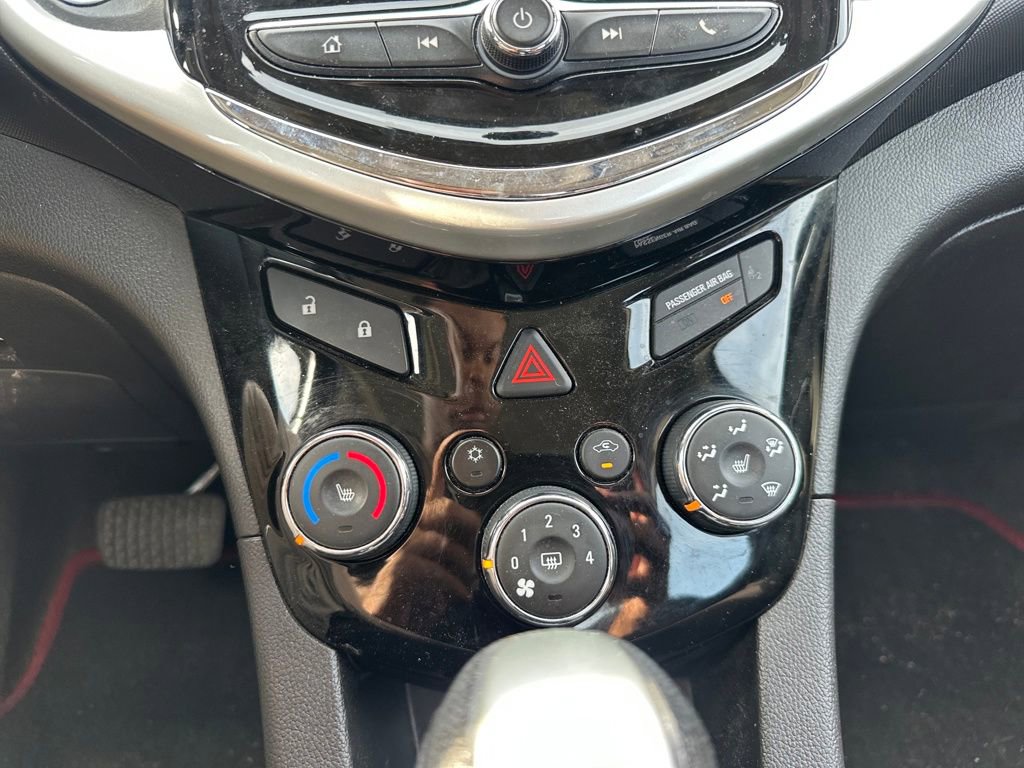 Used 2020 Chevrolet Sonic LT w/ Convenience Package image 15