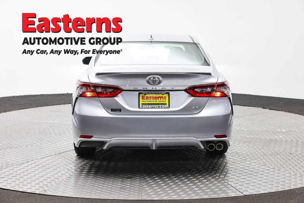 Used 2023 Toyota Camry SE FWD image 6