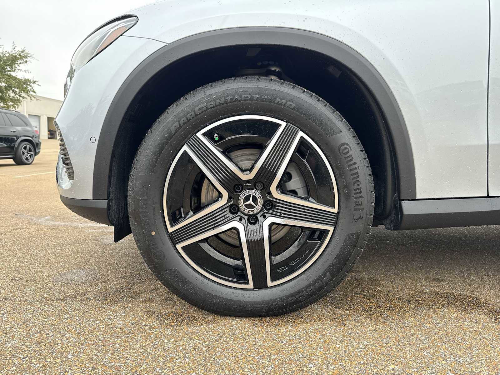 New 2026 Mercedes-Benz GLC 300 image 12