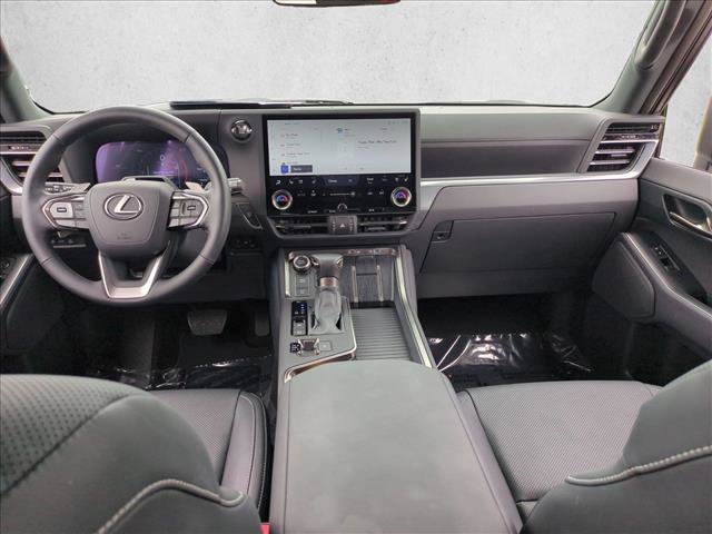 Used 2025 Lexus GX 550 w/ Accessory Package (Z1) AWD/4WD image 17