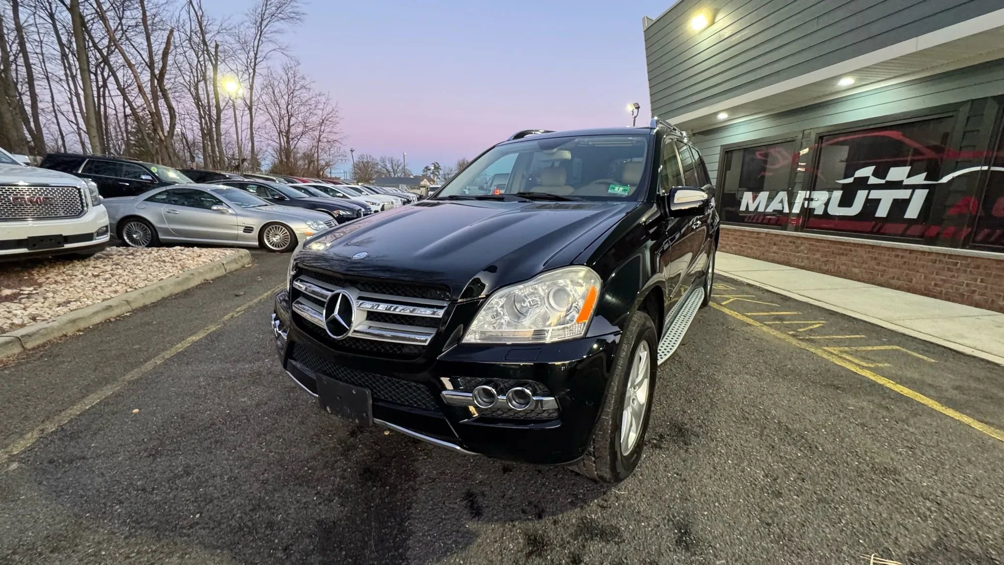 Used 2010 Mercedes-Benz GL 450 4MATIC image 1