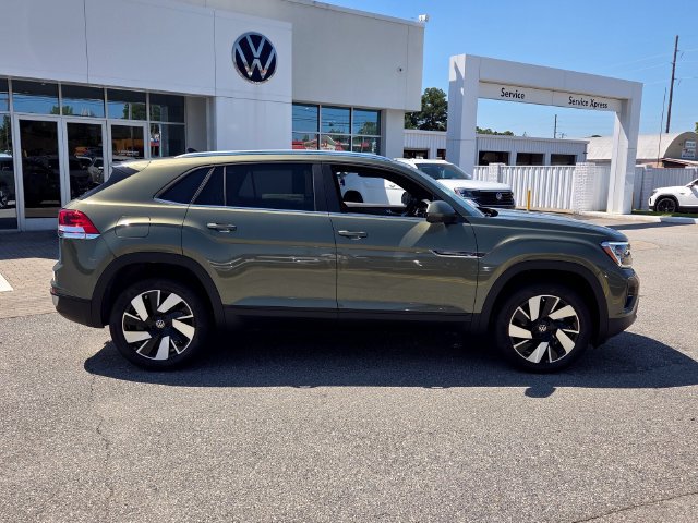 New 2026 Volkswagen Atlas Cross Sport SE FWD image 15