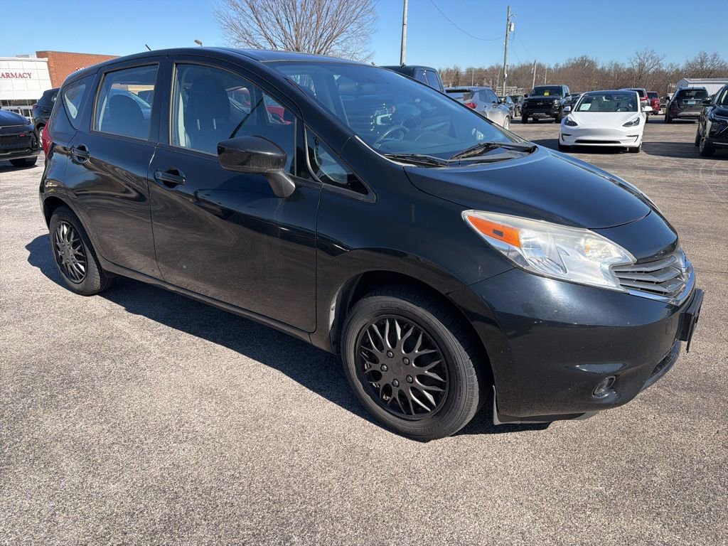 Used 2015 Nissan Versa Note SV FWD image 2