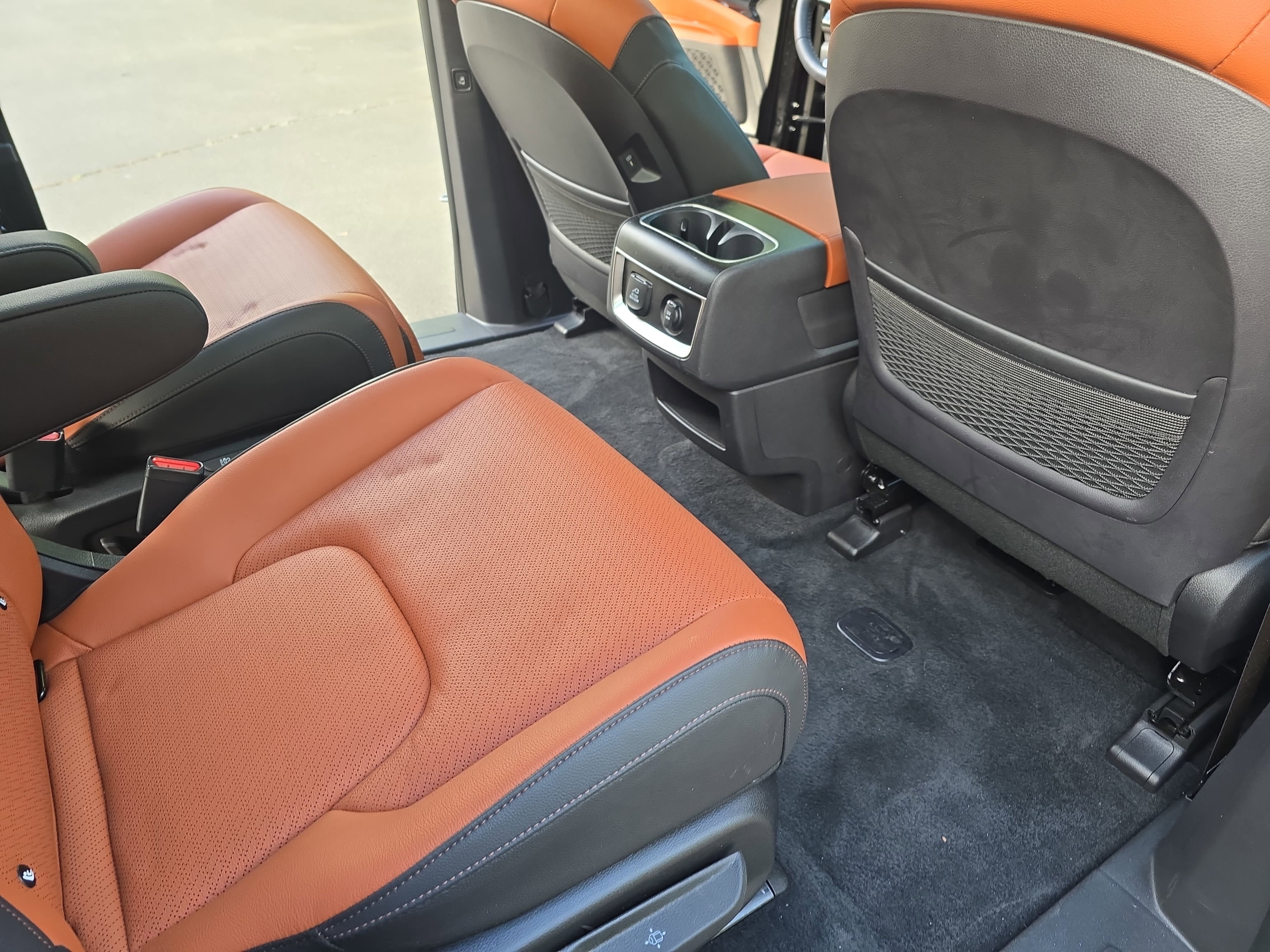 Used 2026 Kia Carnival SX Prestige image 11