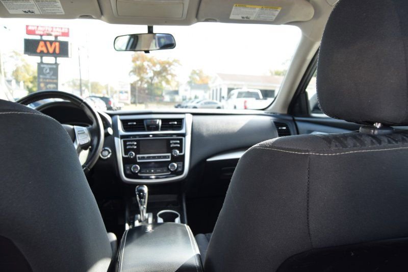Used 2018 Nissan Altima 2.5 SV image 39