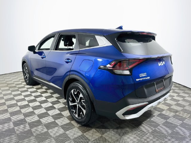 Used 2025 Kia Sportage EX FWD image 5