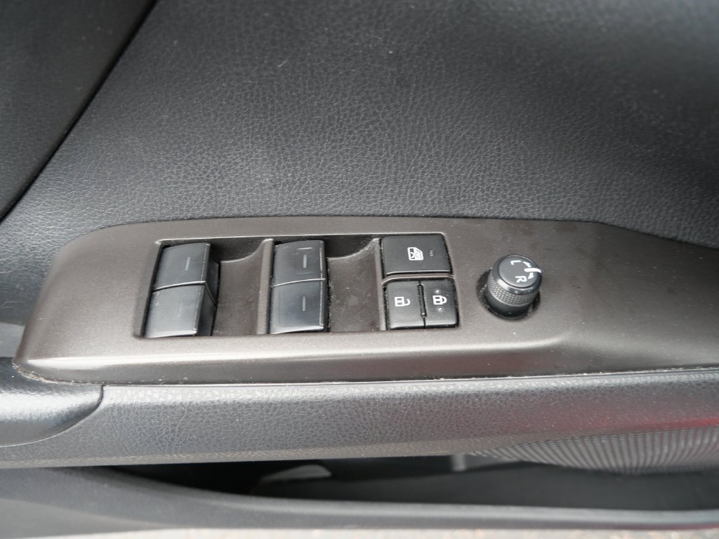 Certified 2023 Toyota Camry SE FWD image 16