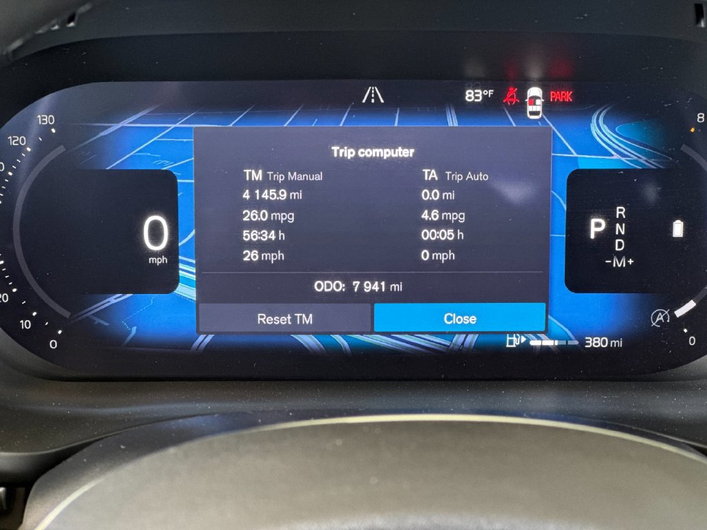 Certified 2026 Volvo XC60 B5 Plus AWD/4WD image 27