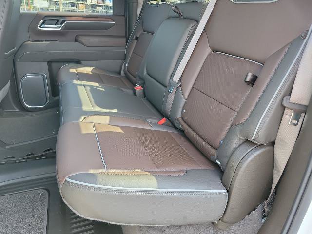 New 2026 GMC Sierra 2500 Denali w/ Denali Reserve Package AWD/4WD image 15