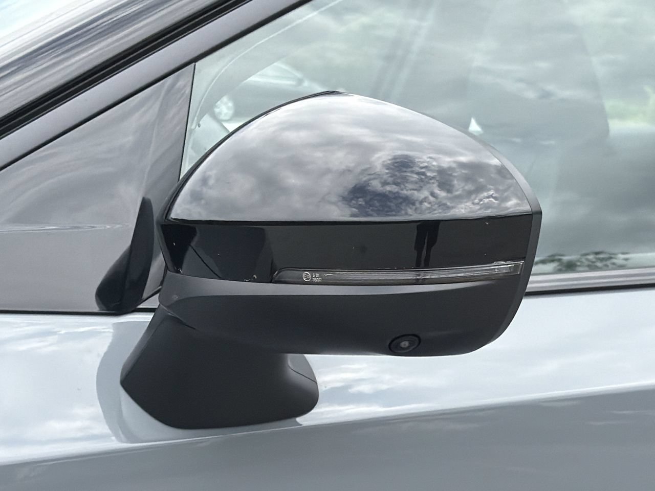 Certified 2023 Nissan Ariya AWD/4WD image 33