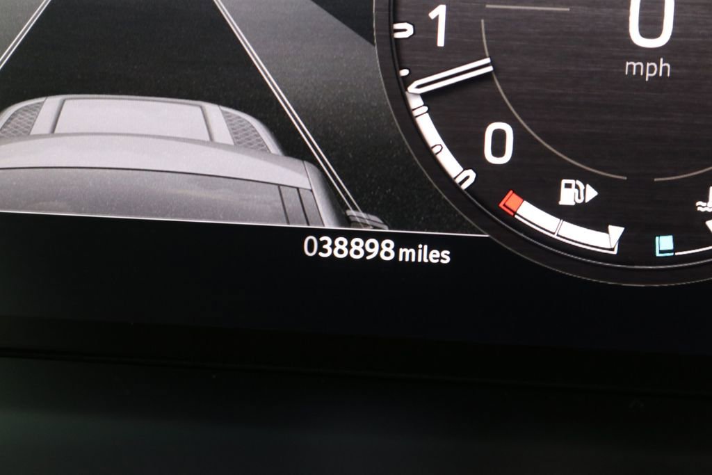 Used 2023 Land Rover Defender 110 X-Dynamic SE image 52