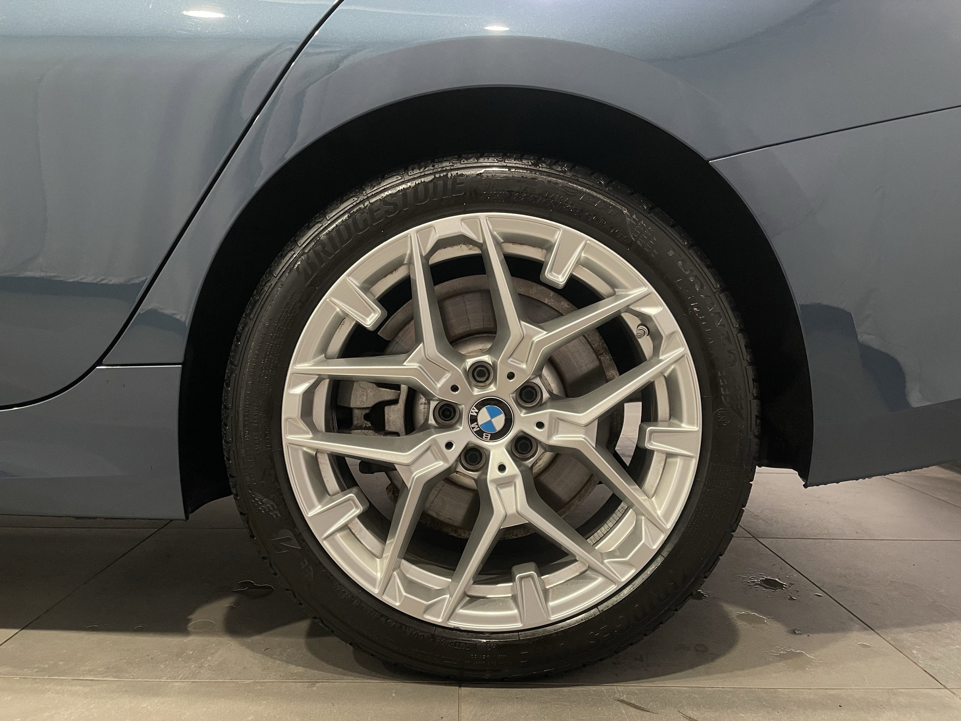 Used 2025 BMW 330i xDrive Sedan w/ Premium Package AWD/4WD image 8