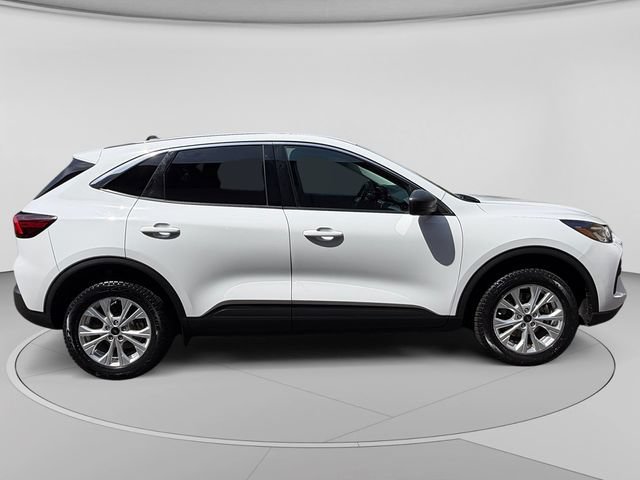 Certified 2024 Ford Escape Active AWD/4WD image 6