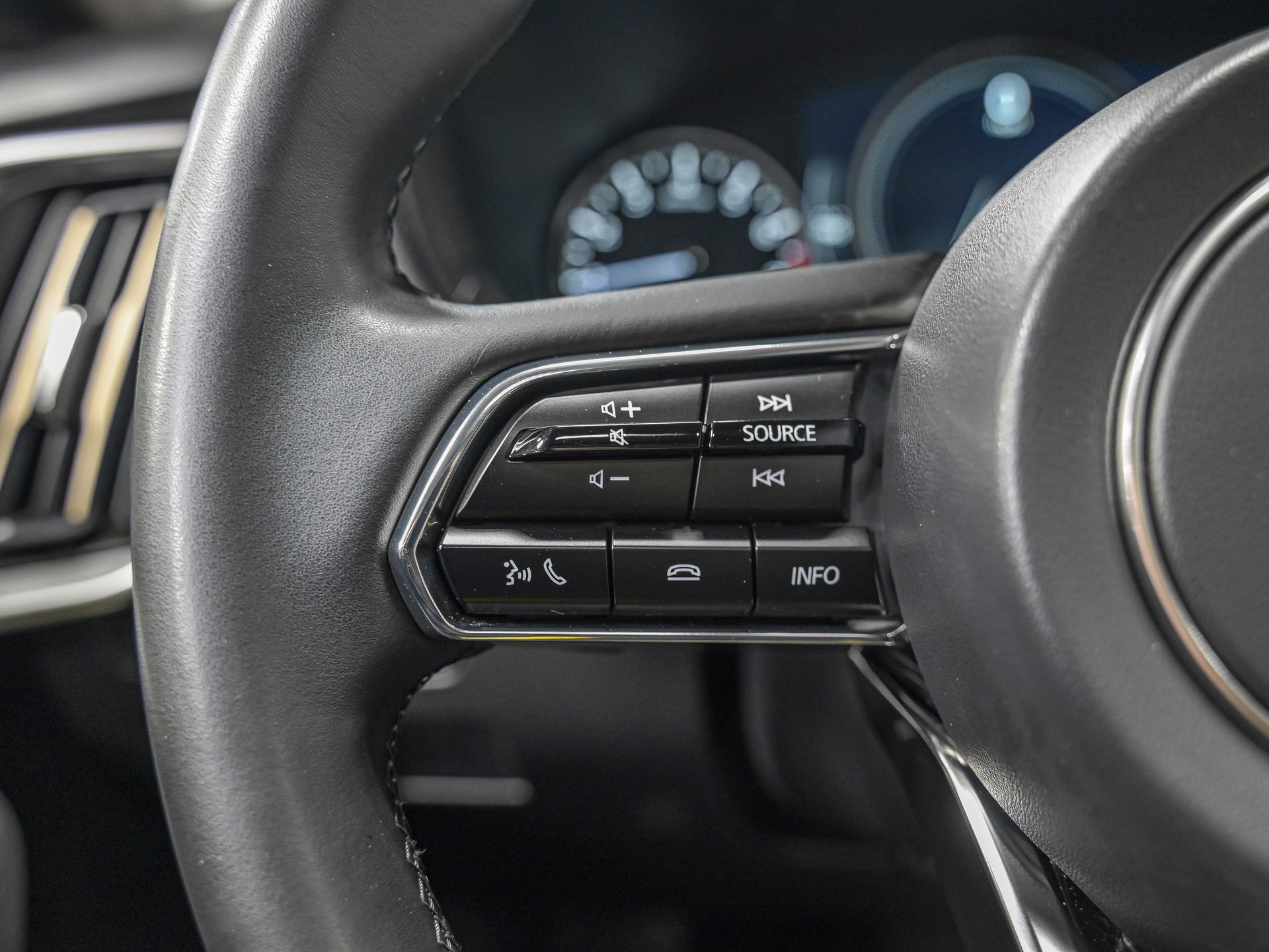 Used 2025 MAZDA CX-90 3.3 Turbo w/ Preferred Package image 19