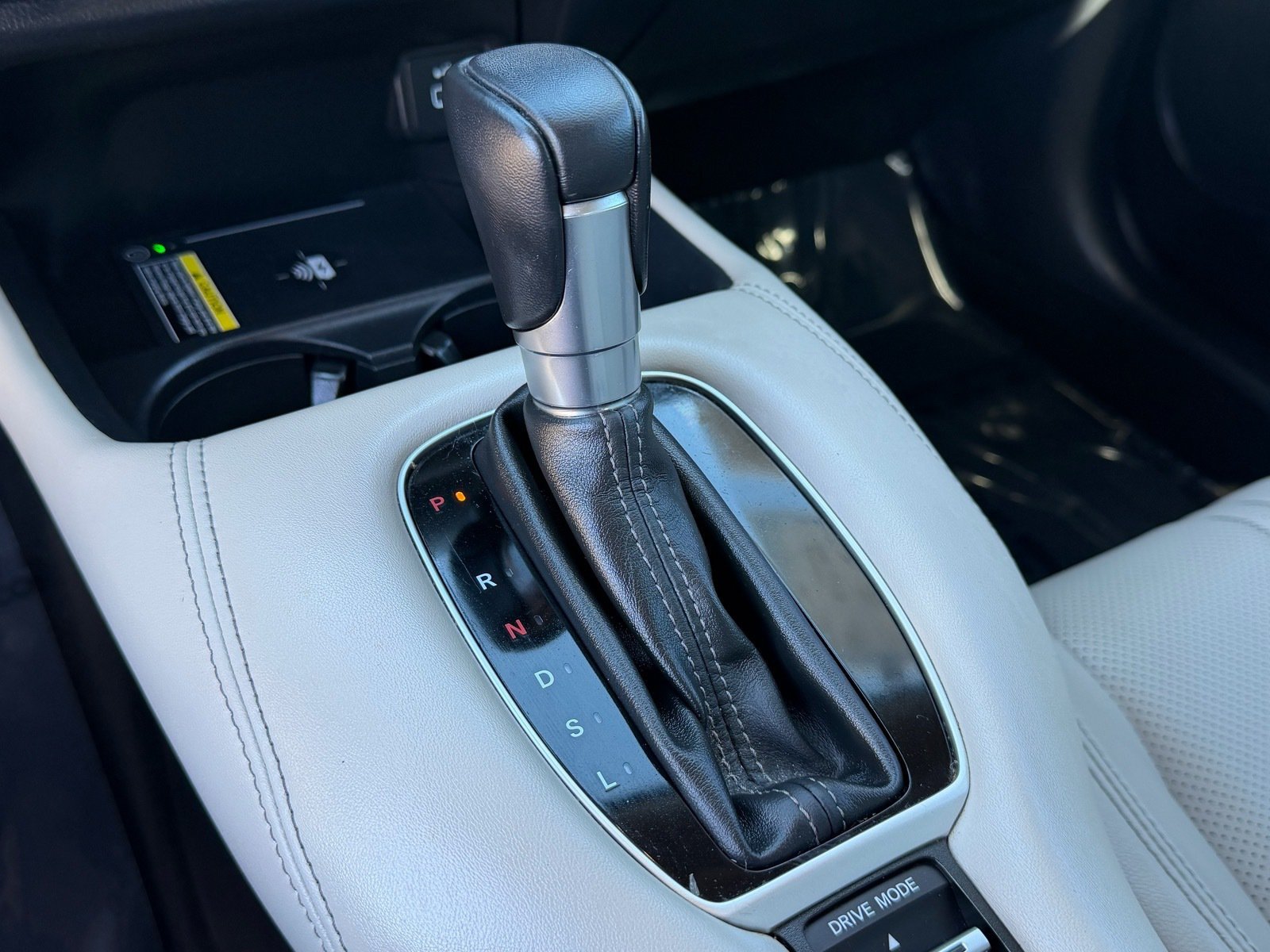 Certified 2024 Honda HR-V EX-L image 32