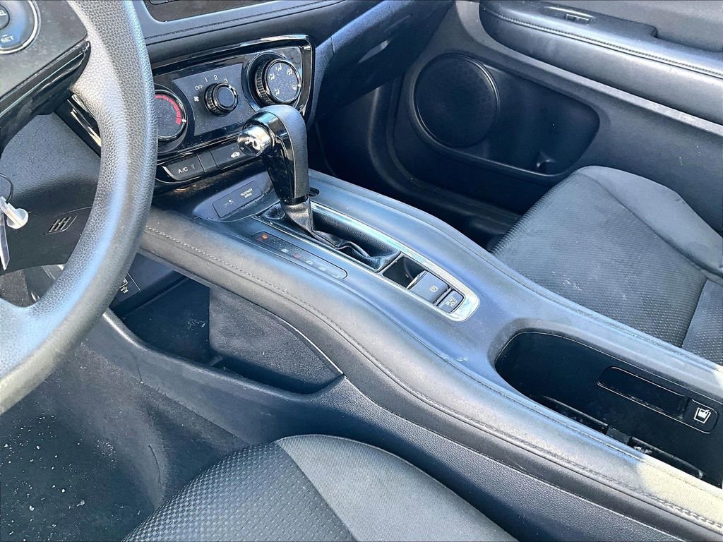 Used 2020 Honda HR-V LX image 6
