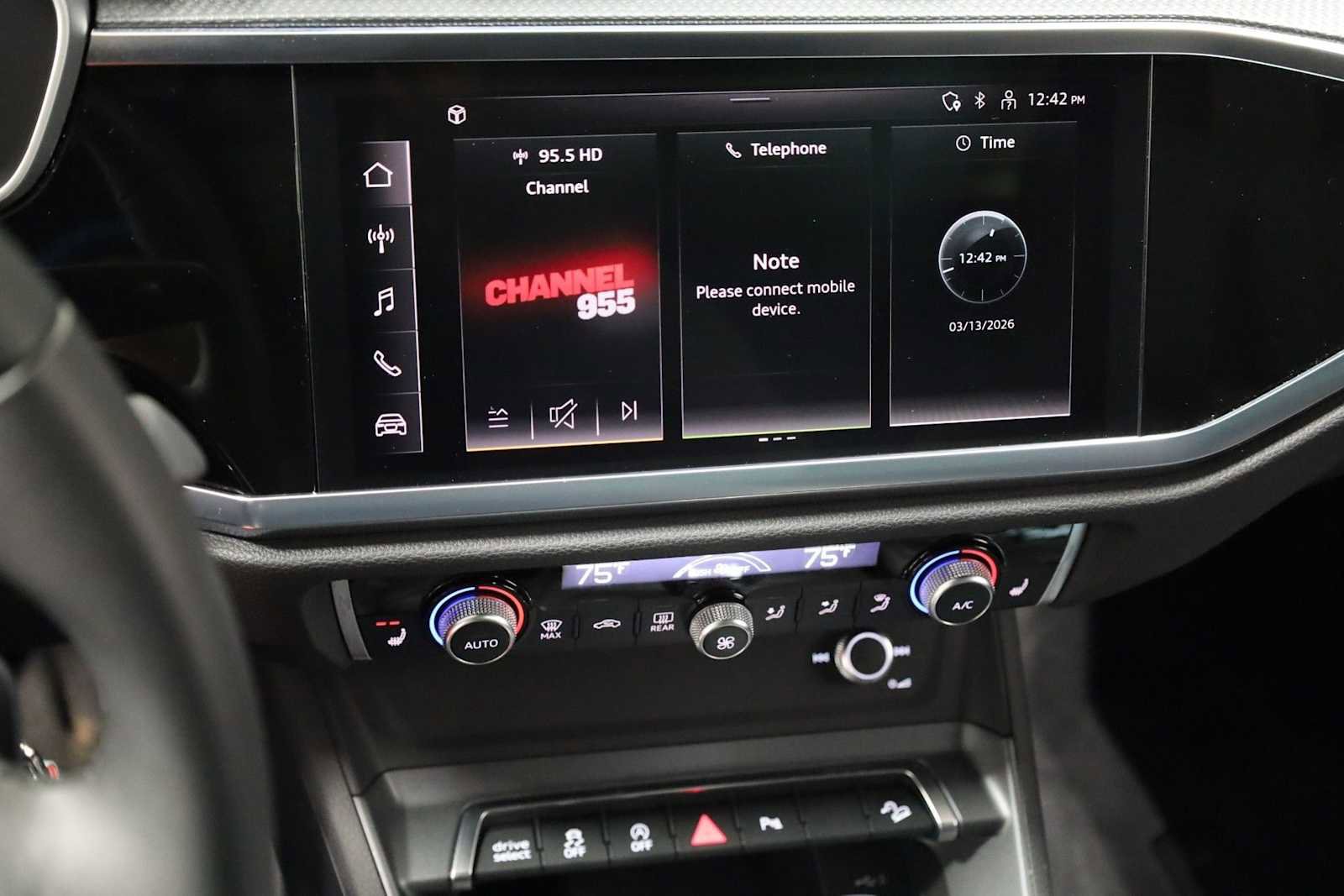 Certified 2025 Audi Q3 2.0T Premium w/ Black Optic Sport Package image 29