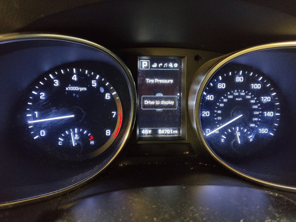 Used 2018 Hyundai Santa Fe Sport image 23