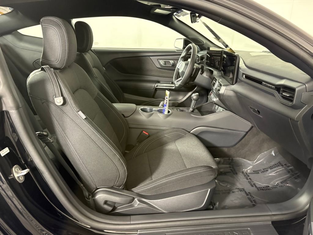 Used 2026 Ford Mustang GT w/ GT Performance Package image 31