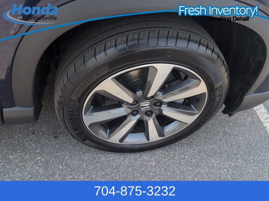 Used 2024 Honda Pilot Touring image 9