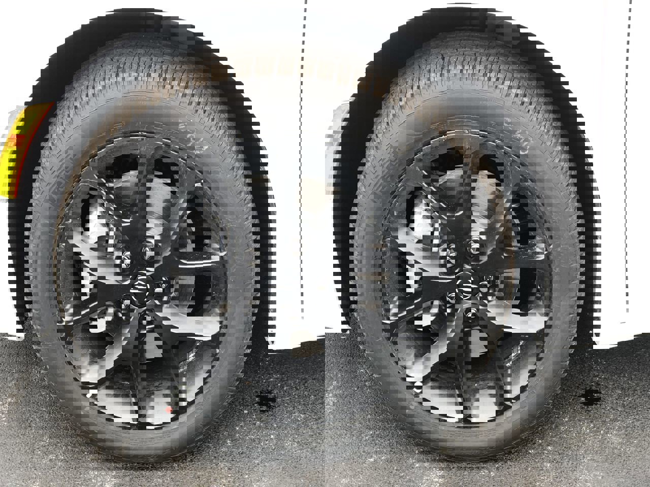 New 2026 Chrysler Pacifica Select image 10