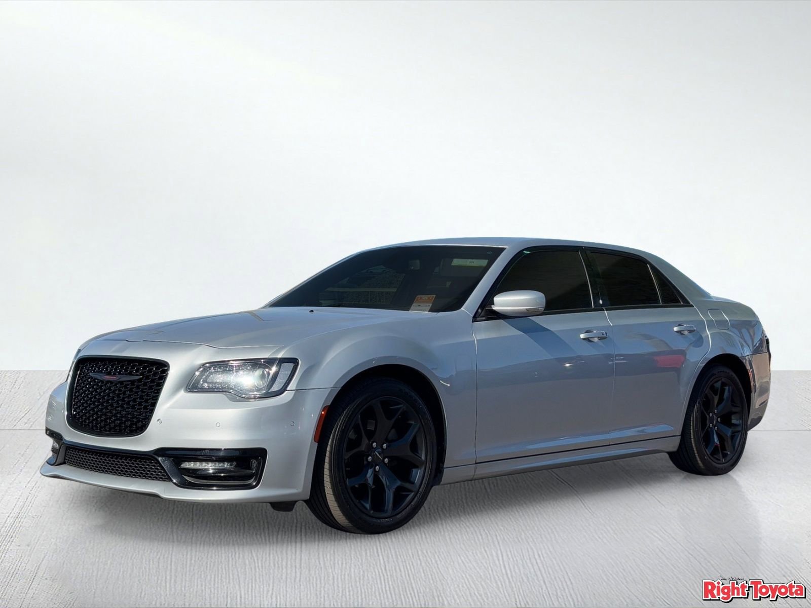 Used 2021 Chrysler 300 S w/ S Model Appearance Package image 2