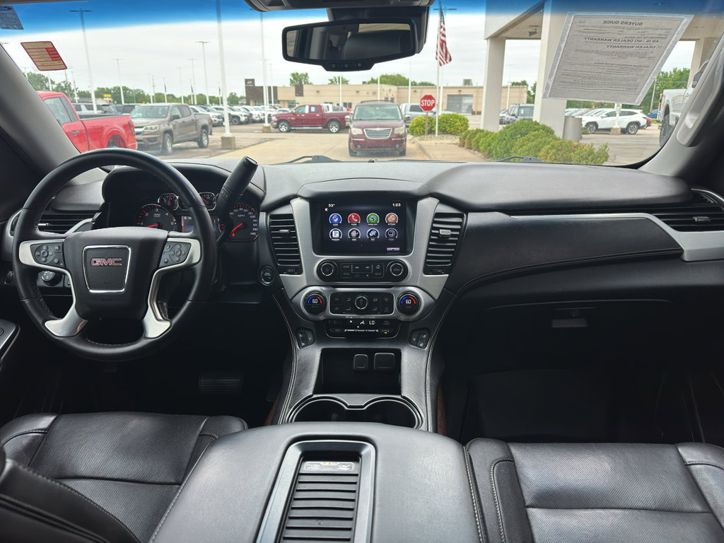 Used 2015 GMC Yukon XL SLT w/ HD Trailering Package AWD/4WD image 12
