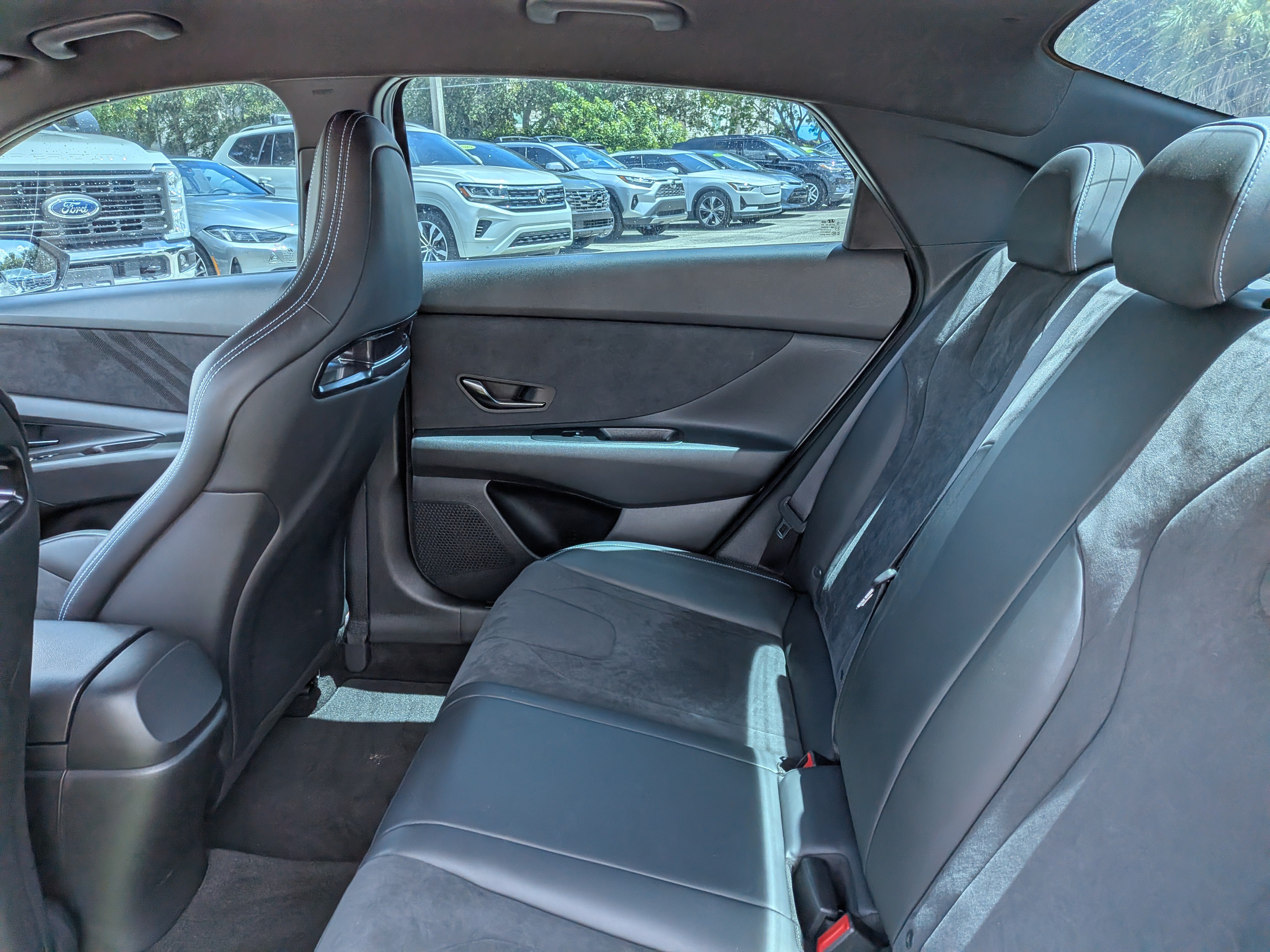 Used 2022 Hyundai Elantra N FWD image 14
