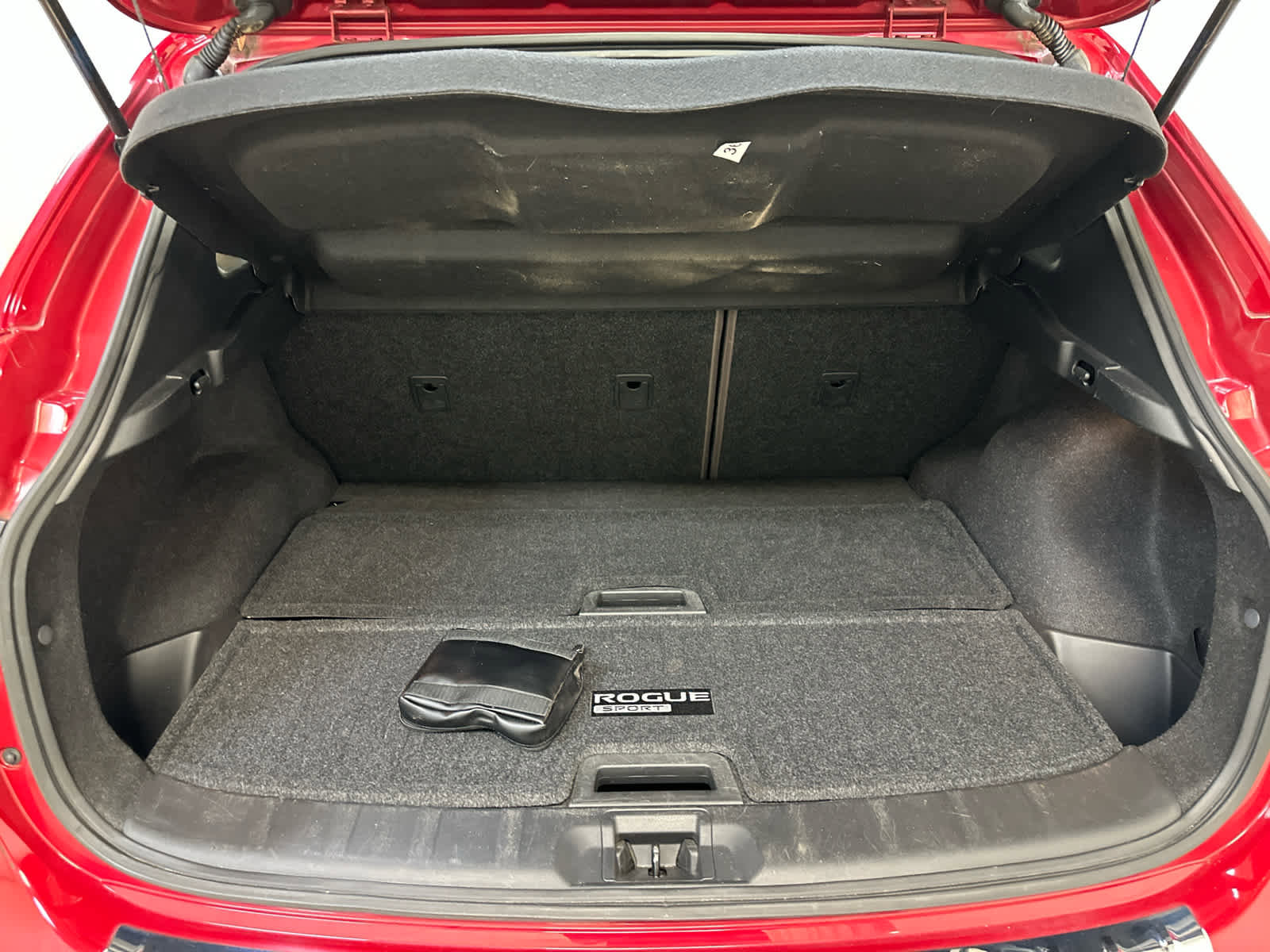 Certified 2018 Nissan Rogue Sport SL w/ SL Premium Package AWD/4WD image 25