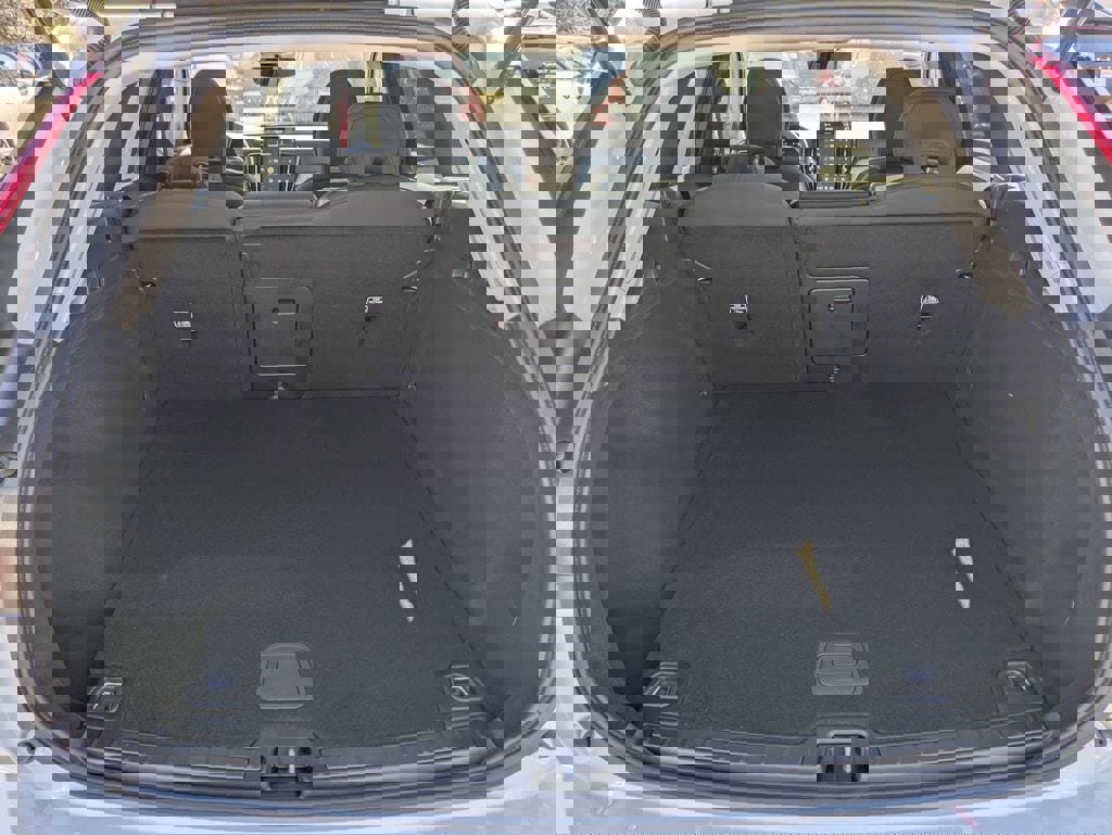 Used 2026 Volvo XC60 B5 Core image 13