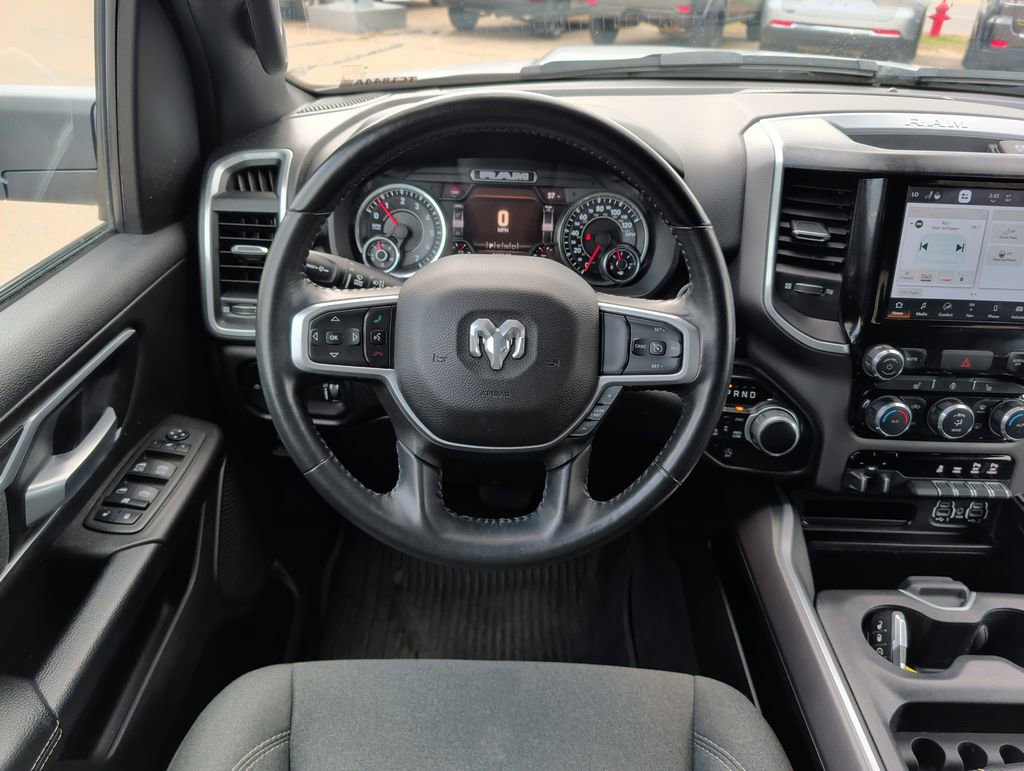 Used 2022 RAM 1500 Big Horn AWD/4WD image 19