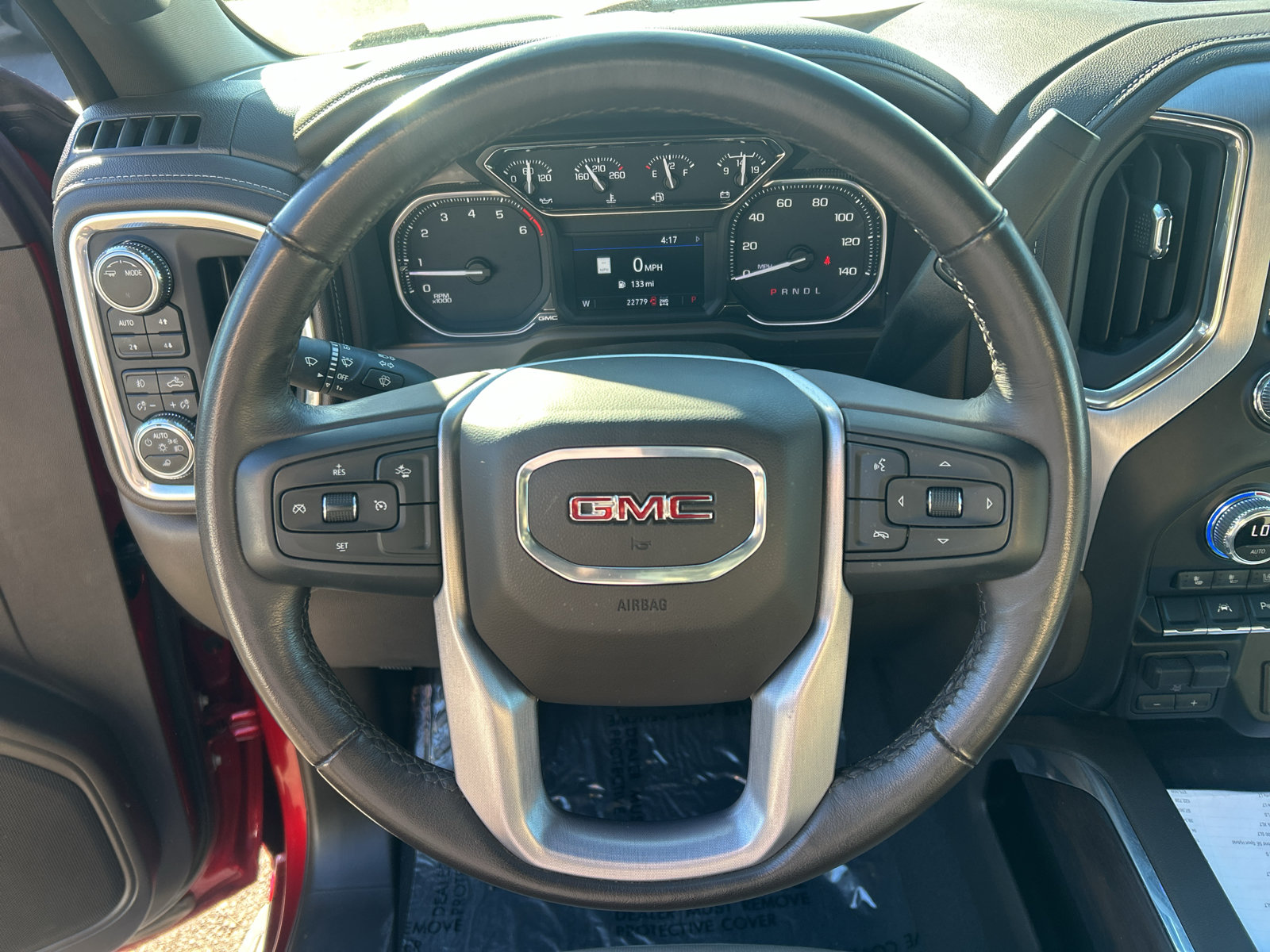 Used 2022 GMC Sierra 1500 SLT w/ SLT Premium Plus Package AWD/4WD image 18