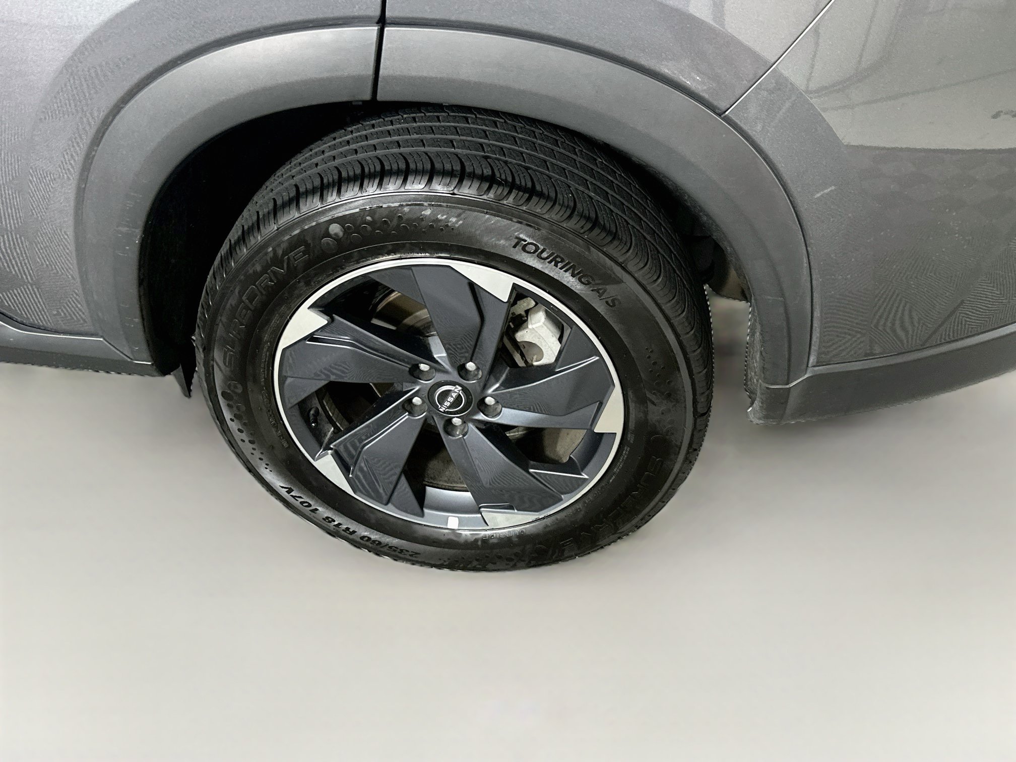 Used 2025 Nissan Rogue SV FWD image 11