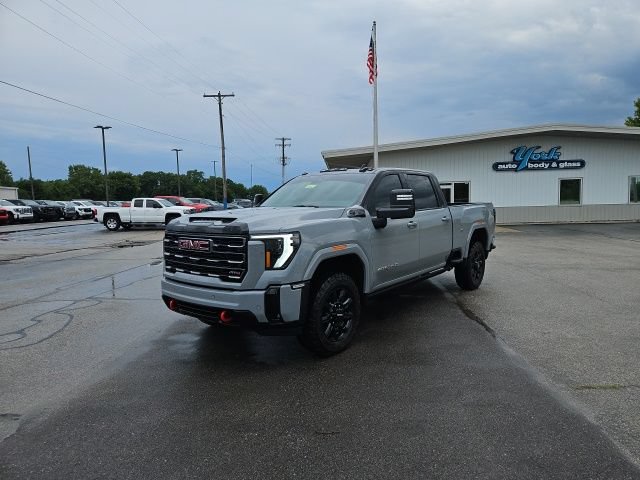 Used 2025 GMC Sierra 2500 AT4 w/ AT4 Premium Plus Package AWD/4WD image 2
