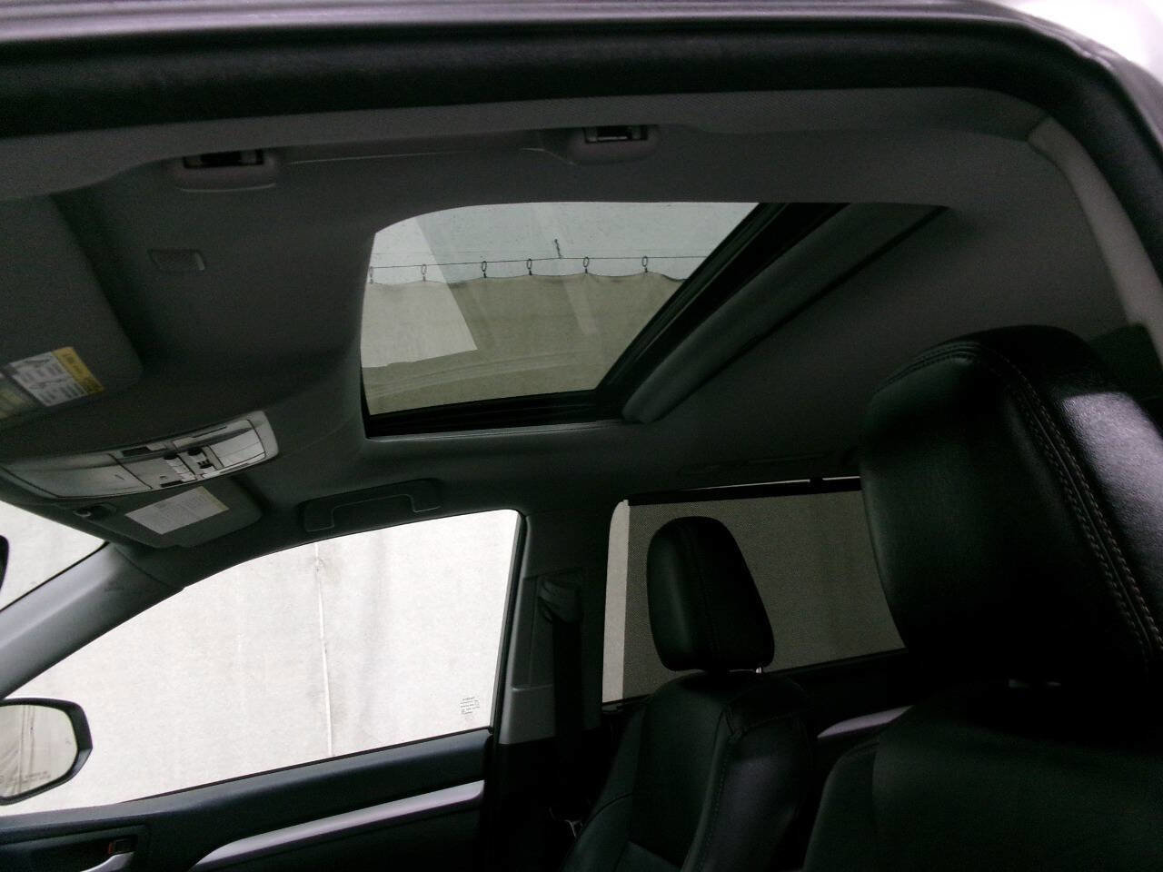 Used 2018 Toyota Highlander XLE image 13