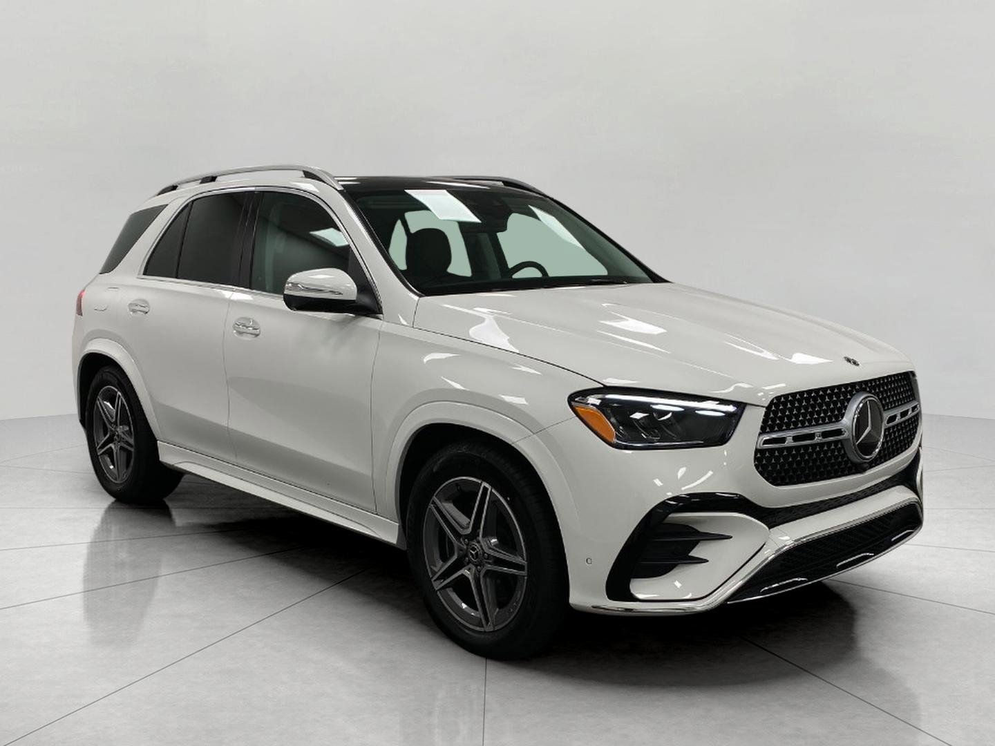 Certified 2026 Mercedes-Benz GLE 450 4MATIC image 1